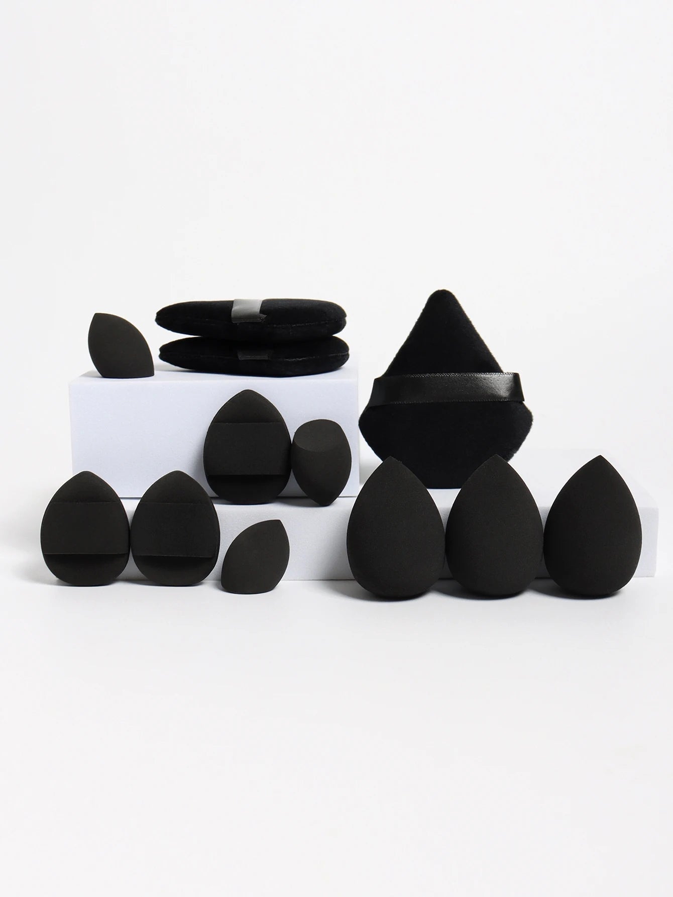 12-Piece All-Purpose Sponge Set, Made of 3 Loose Powder Puffs, 3 Mini Air Cushion Puffs, 3 Beauty Eggs and 3 Mini Beauty