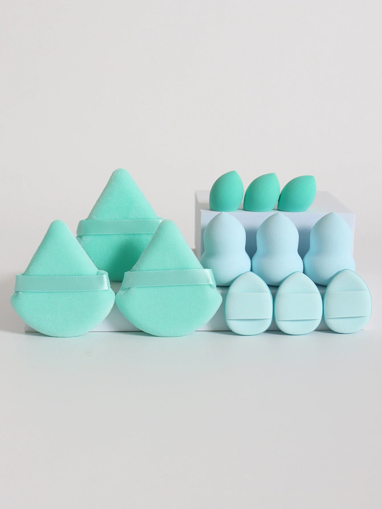 12-Piece All-Purpose Sponge Set, Made of 3 Loose Powder Puffs, 3 Mini Air Cushion Puffs, 3 Beauty Eggs and 3 Mini Beauty