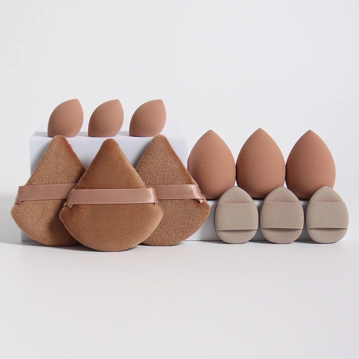 12-Piece All-Purpose Sponge Set, Made of 3 Loose Powder Puffs, 3 Mini Air Cushion Puffs, 3 Beauty Eggs and 3 Mini Beauty